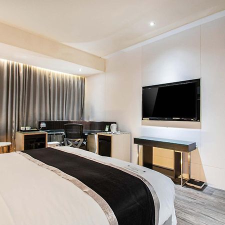 168 Motel-Hsinchu מראה חיצוני תמונה