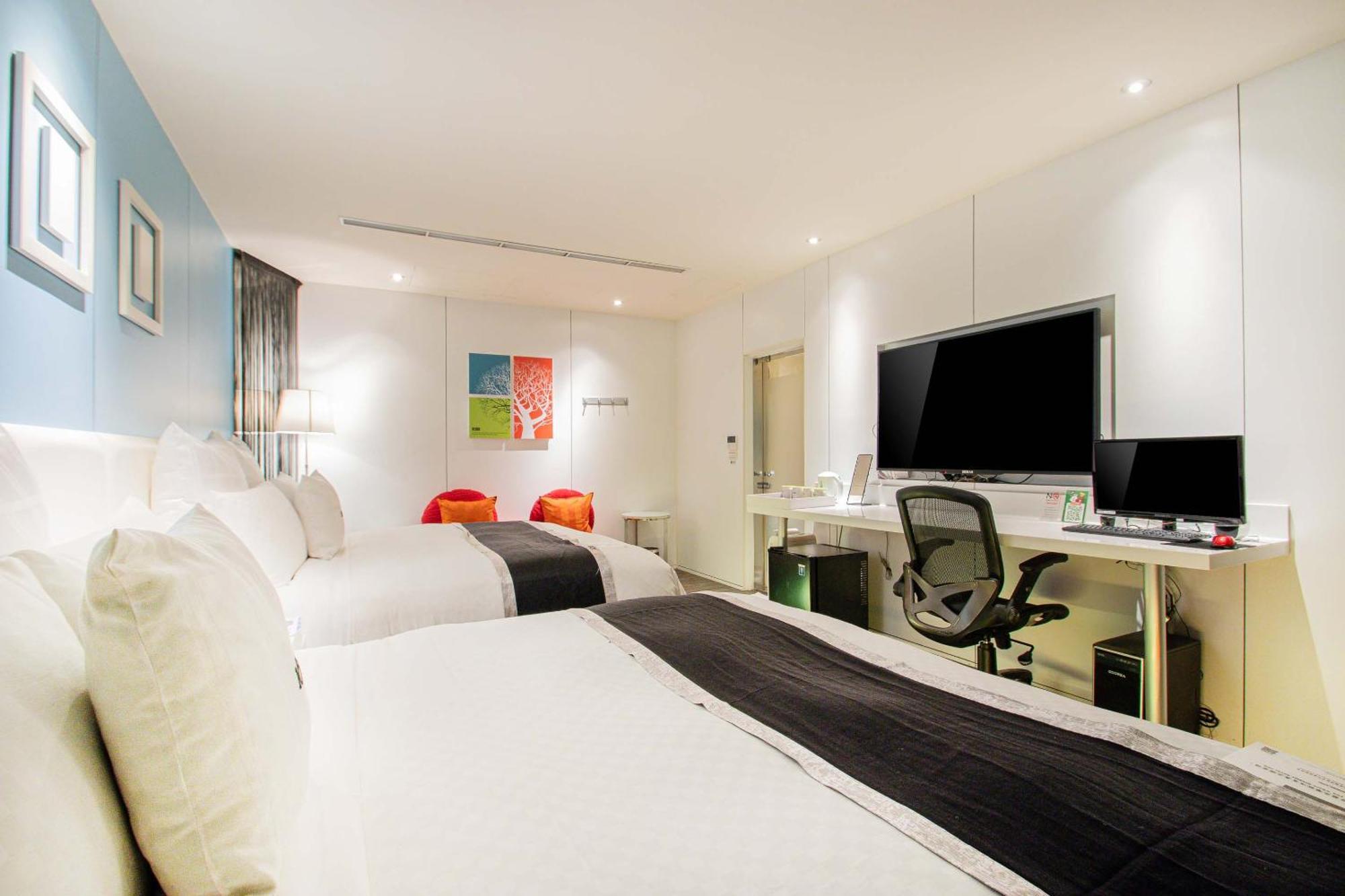 168 Motel-Hsinchu מראה חיצוני תמונה