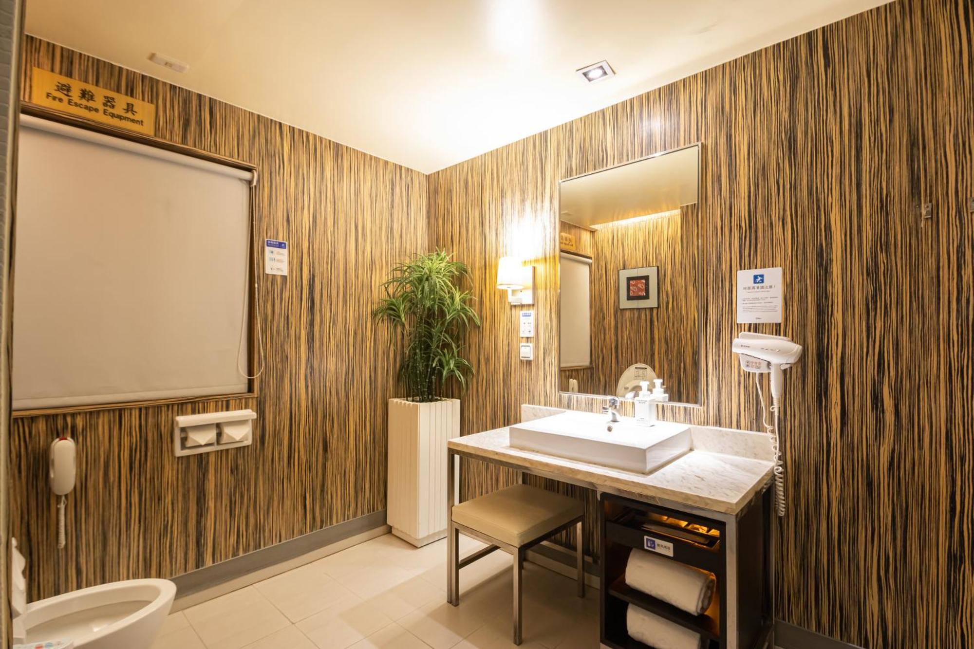 168 Motel-Hsinchu מראה חיצוני תמונה