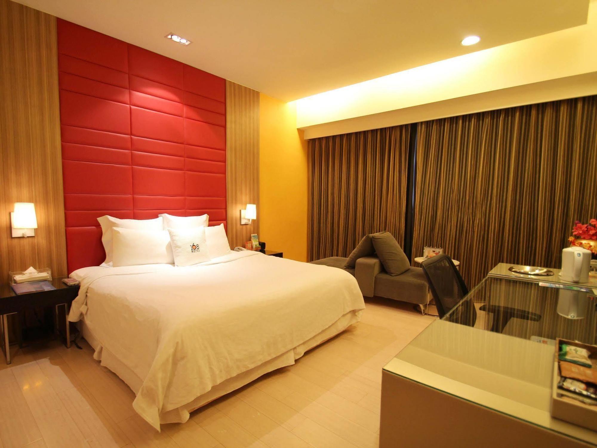 168 Motel-Hsinchu מראה חיצוני תמונה